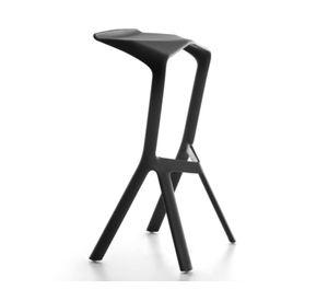 Taburete bar plástico apilable negro