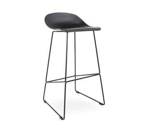Taburete Klein negro Form Design
