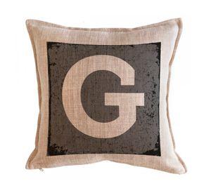 Cojín 45x45 cm Letra fondo gris G arena
