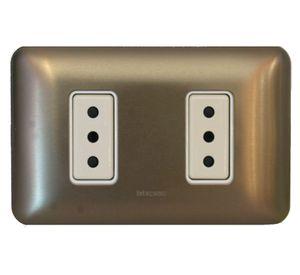 Toma doble 2 p+t 10 a nea titanio armada Bticino