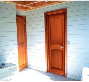 Puerta Montreal madera de lenga 85x240 cm