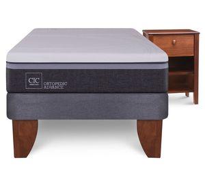 Cama europea 1.5 plazas Ortopedic Advance + velador New Torino Cic