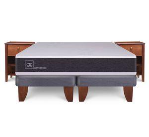 Cama europea king Ortopedic + velador New Torino Cic