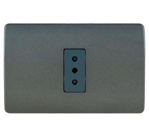 Placa armada tomacorriente 10A 2P+T Génesis humo Schneider