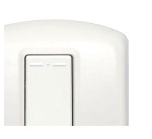 Interruptor conmutador 9/24 con casquete modus plus Bticino