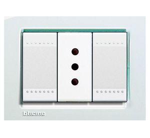 Interruptor simple con placa Kristal Bticino
