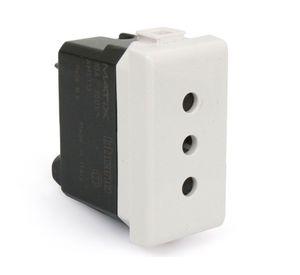 Modulo enchufe hembra 10 a 2 p+t blanco matix Bticino
