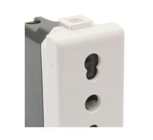 Modulo enchufe hembra 10/16 a 2 p+t blanco matix Bticino