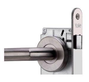 Cerradura embutida dormitorio/clóset Toscana plata Yale