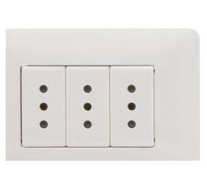 Enchufe hembra 2 p+t triple blanco armad matix Bticino