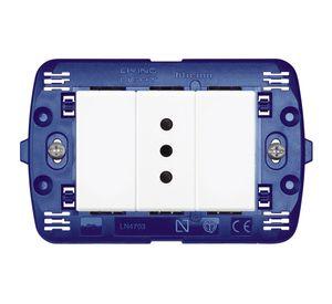 Toma simple semiarmada 10a 250v Bticino