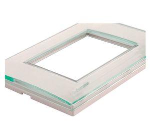 Placa rectangular 3 módulos transparente Bticino