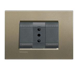 Placa armada tomacorriente simple 10A antracita/squere Bticino