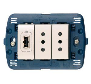 Placa semiarmada toma doble + USB blanco Bticino