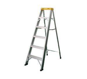 Escalera alto 149 cm 5 escalones tijera simple Robust