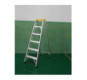 Escalera alto 149 cm 5 escalones tijera simple Robust