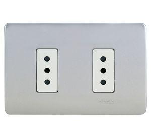 Placa armada tomacorriente doble 10A 2P+T Génesis lien Schneider