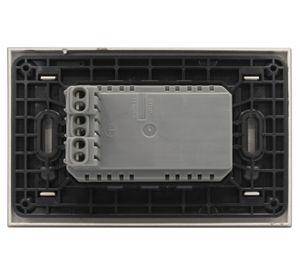Placa armada tomacorriente triple 10A 2P+T Nóbile terra Bticino