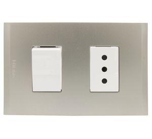 Placa armada tomacorriente 2P+T  + interruptor 10A  Nóbile perla Bticino