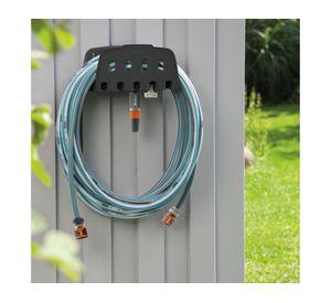 Soporte para manguera Gardena.