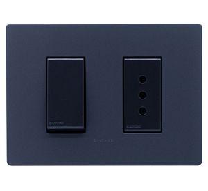 Placa armada 9/12 + toma corriente 10A S32 10A 2500W noir mate