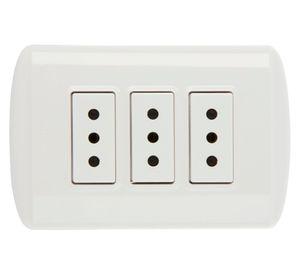 Toma corriente triple 10 a modus blanco Bticino