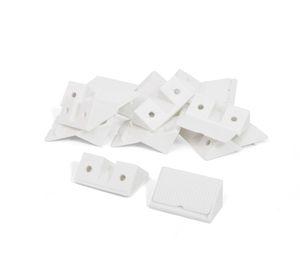 Escuadra triangular 4,5 x 2 cm doble blanco Dvp