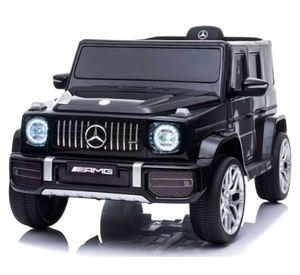 Jeep Mercedes Benz G63 negro