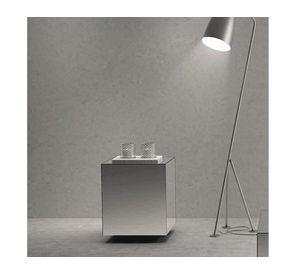 Mesa lateral TB700 negro espejado Decocasa