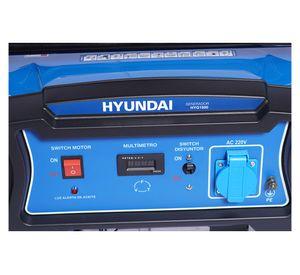 Generador a gasolina manual 1100W 6 lt 82HYG1500 Hyundai