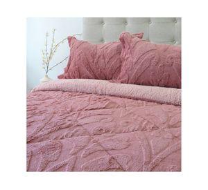 Cubrecama Jacquard rosa Súper King