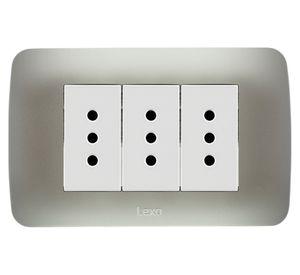 Toma corriente triple KER-10A plata