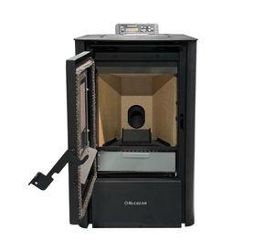 Estufa a pellet Yelcho 7.2 kW gris oscuro.