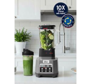 Licuadora Profesional Oster® XTREME MIX con iBLEND y MAX CRUSH Tecnología Reversible+Vaso Blend-N-Go