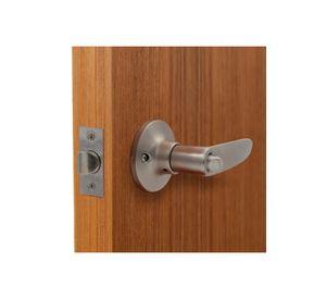 CERRADURA TUB.203 ODIS C/MANILLA BAÑO CR-N BT