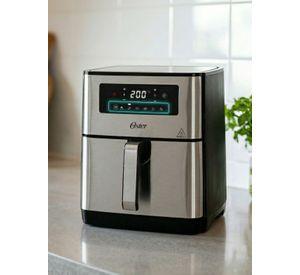 Freidora de aire digital Oster® con capacidad de 9L CKSTAF90D 1550W