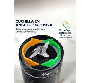 Oster Licuadora Portátil, GoMAX, Capacidad 590 ml, para Smoothies, Negro, BLSTGFP-B20-000