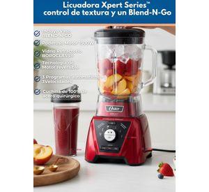 Licuadora Xpert Series™ roja control de textura y un Blend N Go BLST3BRPG