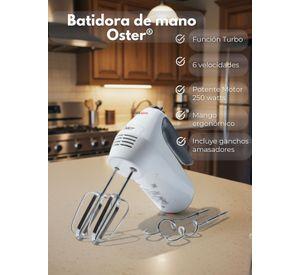 Batidora de mano Oster® blanca 6 velocidades función turbo FPSTHM3532
