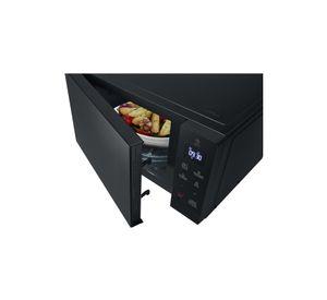 Microondas NeoChef™ 27L Easy Clean™ y luz LED MS3032JAS