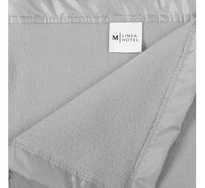 Frazada Polar Borde Satin Hotel K Gris