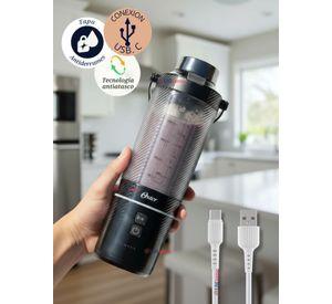 Oster Licuadora Portátil, GoMAX, 590 ml de Capacidad, para Smoothies, Negro, BLSTGFP-B20-000