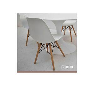 Comedor Mesa Eames Vidrio 80cm + 4 Sillas Eames Blancas