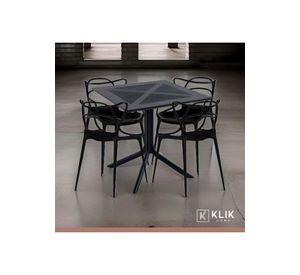 Mesa restaurant 80x80 Polipropileno + 4 Sillas Master Negras