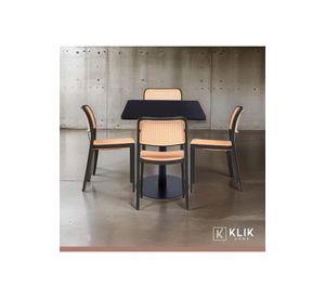 Mesa restaurant 70x70 Tubo Metal cubierta MDF + 4 Sillas Hoffman Enrejada - Negra