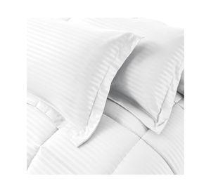 Plumón Embossed blanco Súper King