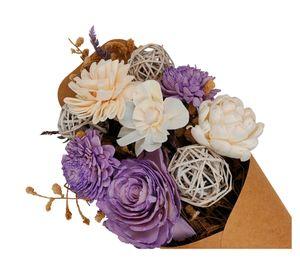 Arreglo cono flores lavanda surtidas 42 cm