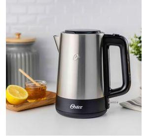 Hervidor eléctrico Oster  Acero Inoxidable 1700 ml BVSTKE67