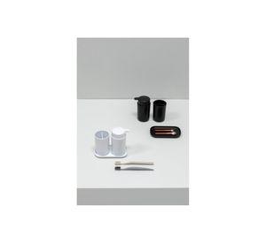 Set de accesorios para el baño ReNew White