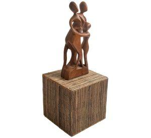 FIGURA DE CUBO FAMILIA
